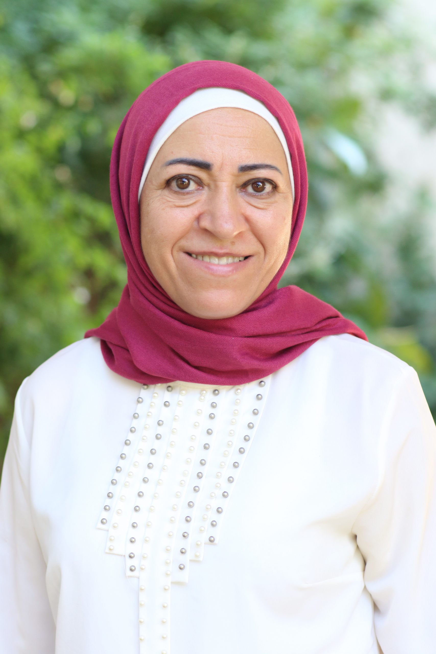 https://khadija.almakassed.edu.lb/wp-content/uploads/2022/11/Abeer-Al-Koush-1.jpg