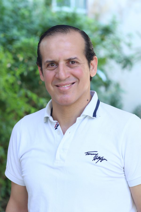https://khadija.almakassed.edu.lb/wp-content/uploads/2022/11/Kamal-Al-Khatib.jpg