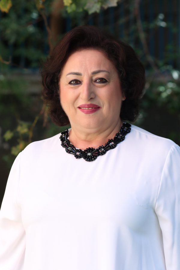 https://khadija.almakassed.edu.lb/wp-content/uploads/2022/11/Sanaa-Itani-2.jpg
